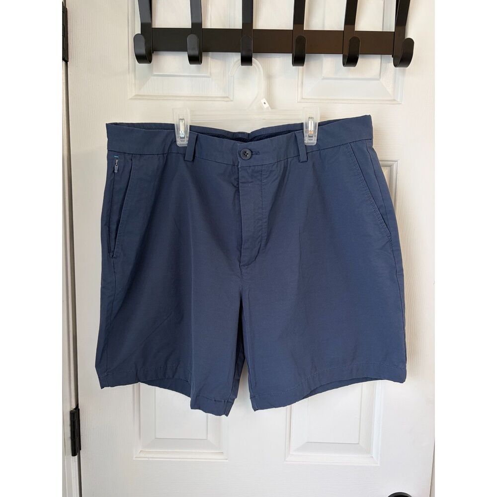 Vineyard Vines Men's On The Go Navy Shorts Size 38